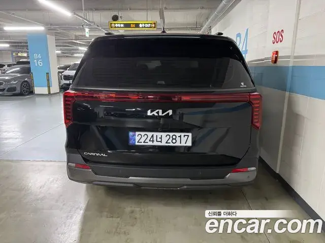 Kia Carnival 2025 — ფოტო 19/20