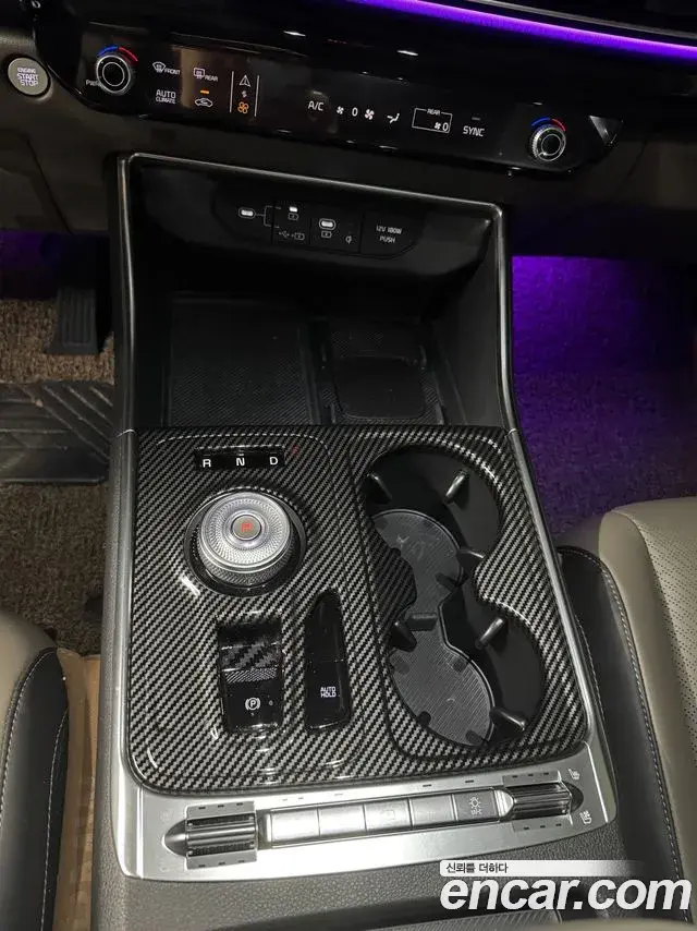 Kia Carnival 2025 — ფოტო 15/20