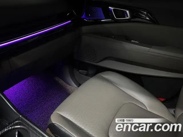 Kia Carnival 2025 — ფოტო 5/20