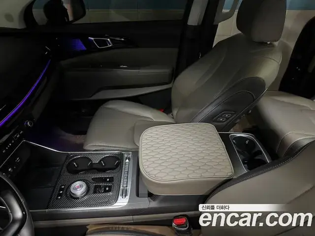 Kia Carnival 2025 — ფოტო 13/20