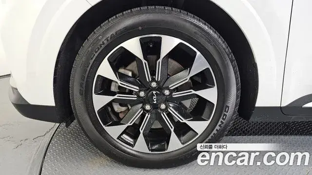 Kia Carnival 2022 — Фото 5/20