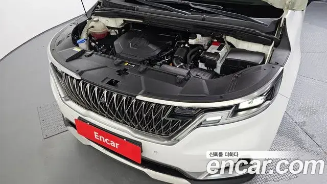 Kia Carnival 2022 — Фото 6/20
