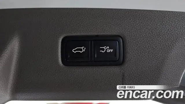 Kia Carnival 2022 — Фото 17/20