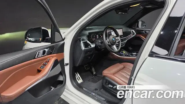 BMW X5 2024 — Photo 24/31