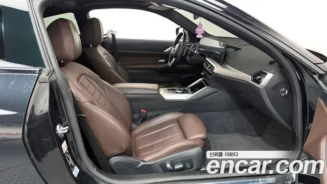 BMW 4 Series 2023 — Фото 12/20
