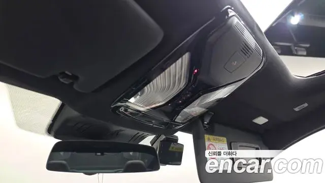 BMW 4 Series 2023 — ფოტო 29/35