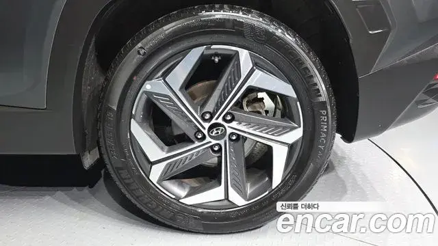 Hyundai Tucson Hybrid 2022 — Şəkil 30/33