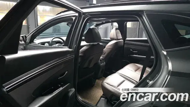 Hyundai Tucson Hybrid 2022 — Şəkil 21/33