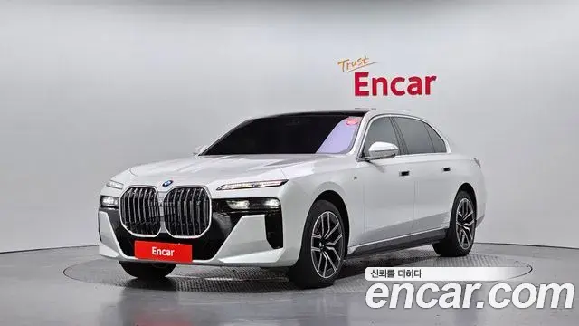 BMW i7 2024 — ფოტო 3/36