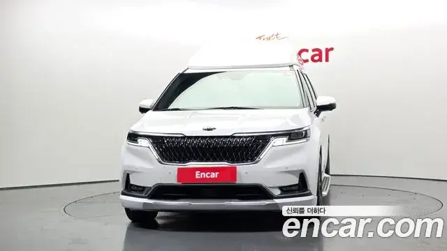 Kia Carnival 2021 — Фото 3/20