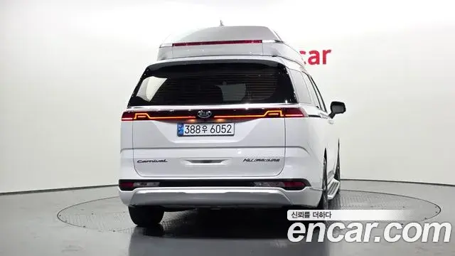 Kia Carnival 2021 — Фото 4/20