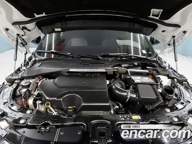 Land Rover Range Rover Evoque 2024 — ფოტო 3/20