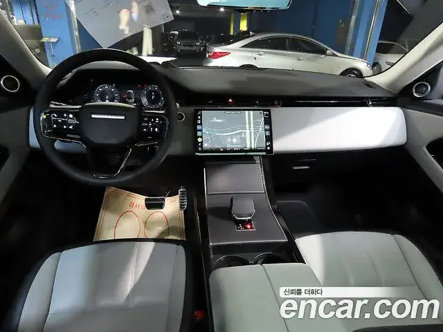 Land Rover Range Rover Evoque 2024 — ფოტო 4/20