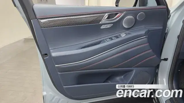 Genesis GV80 Coupe 2024 — Photo 15/35