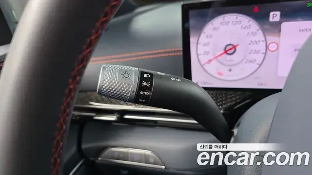 Genesis GV80 Coupe 2024 — Photo 35/35