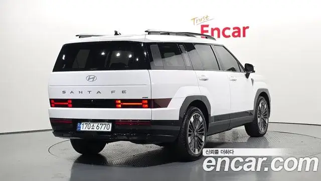 Hyundai Santa Fe 2023 — Фото 2/20