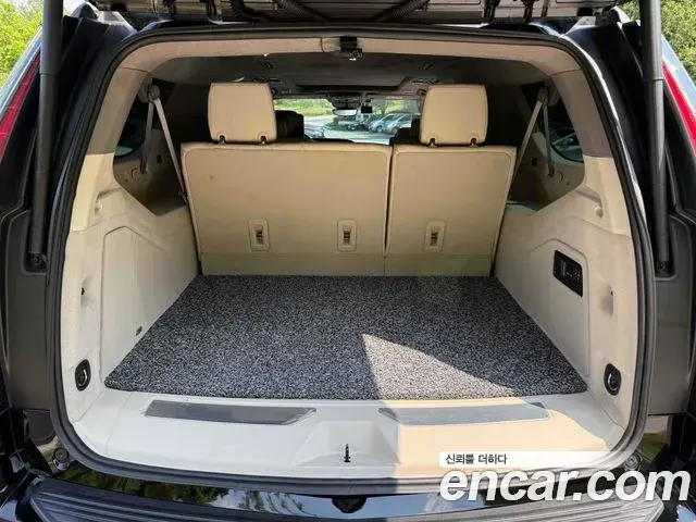 Cadillac Escalade 2024 — Photo 2/20