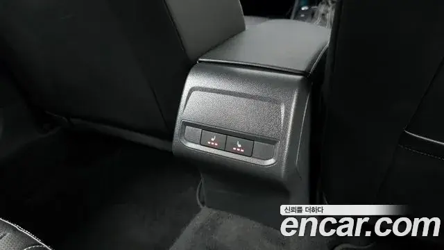 Volkswagen Jetta 2023 — Şəkil 8/27