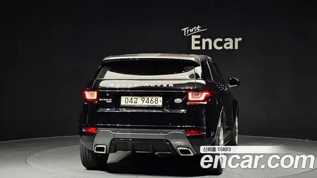Land Rover Range Rover Evoque 2018 — Фото 4/20