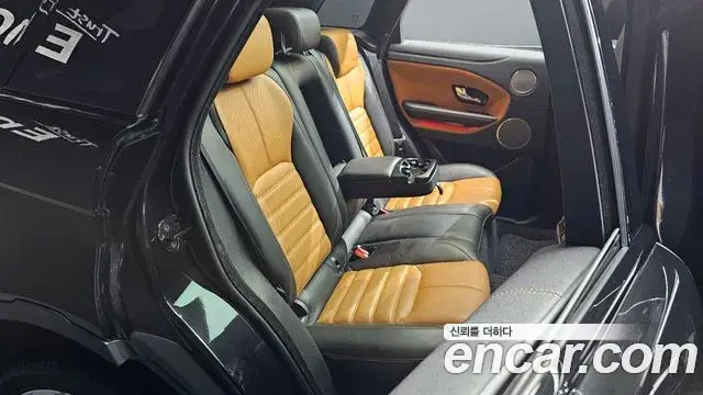 Land Rover Range Rover Evoque 2018 — Фото 11/20