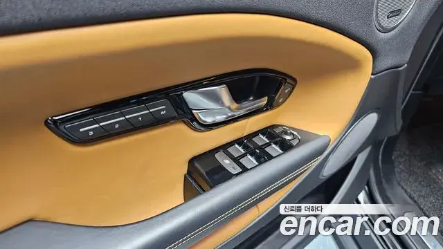Land Rover Range Rover Evoque 2018 — Şəkil 6/38