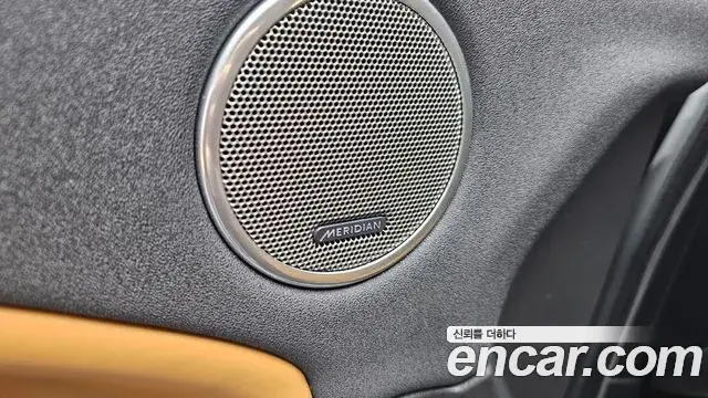 Land Rover Range Rover Evoque 2018 — Şəkil 11/38