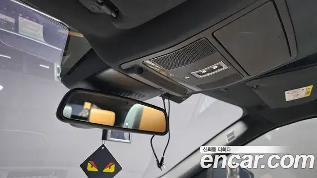 Land Rover Range Rover Evoque 2018 — Şəkil 23/38