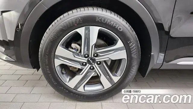 Kia Sorento 2022 — Şəkil 24/25