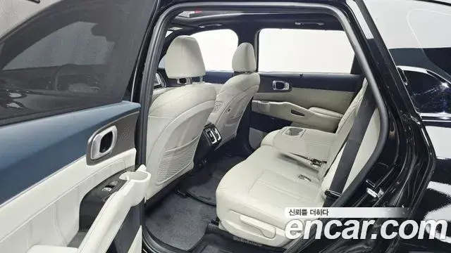 Kia Sorento 2024 — Фото 11/20