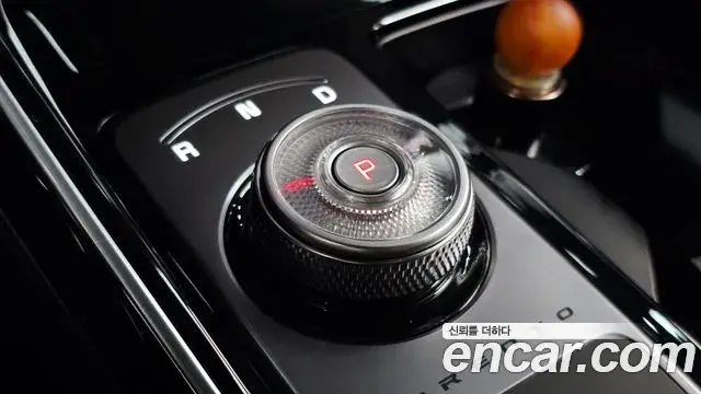 Kia Sorento 2024 — Фото 15/20