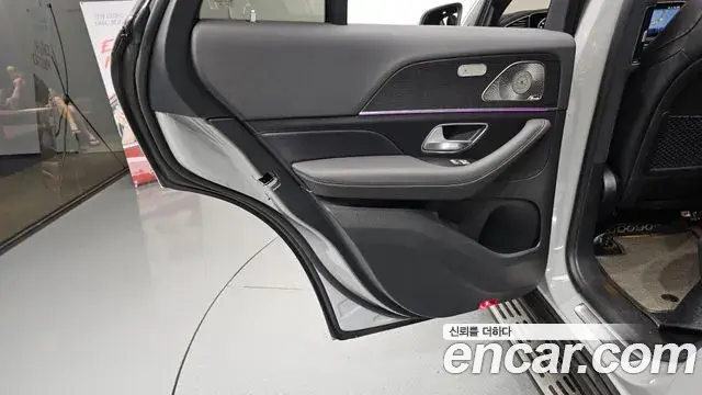 Mercedes-Benz GLE-Class 2025 — Şəkil 17/33