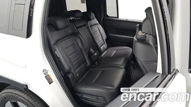 Hyundai Santa Fe 2024 — ფოტო 26/35