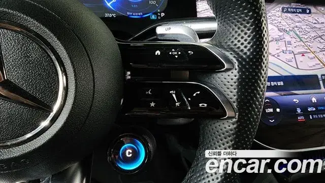 Mercedes-Benz EQS 2022 — Photo 7/39