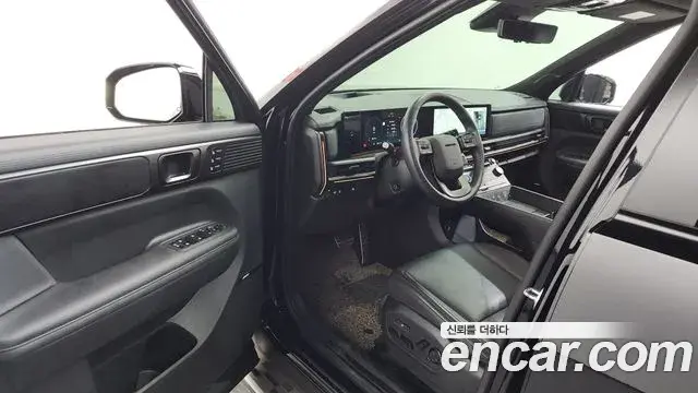 Hyundai Santa Fe 2023 — Photo 19/37