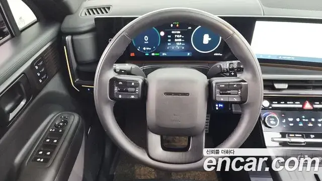 Hyundai Santa Fe 2023 — Photo 21/37