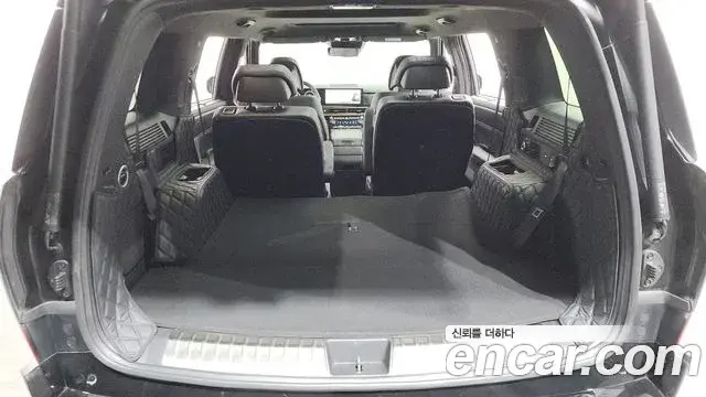 Hyundai Santa Fe 2023 — Photo 4/37