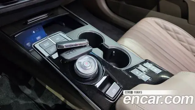 Kia K8 2024 — ფოტო 28/33