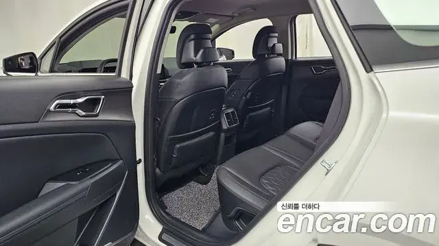 Kia Sportage 2025 — Фото 17/20