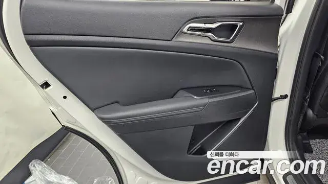 Kia Sportage 2025 — Photo 13/32