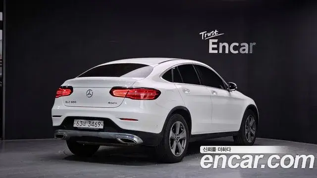 Mercedes-Benz GLC-Class 2019 — Şəkil 29/30