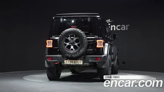 Jeep Wrangler 2020 — ფოტო 12/20