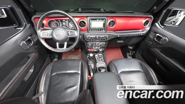 Jeep Wrangler 2020 — ფოტო 19/20