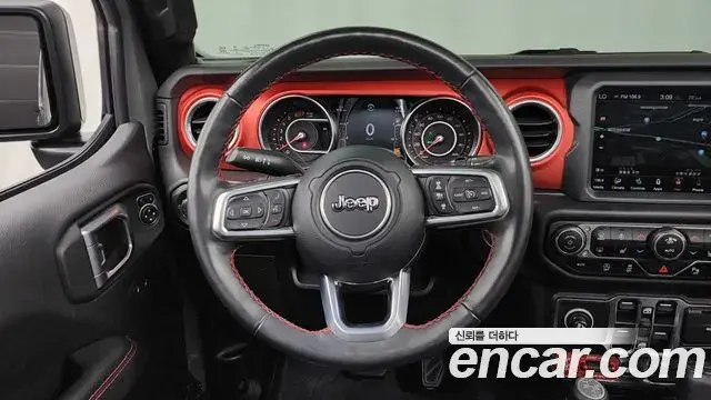 Jeep Wrangler 2020 — ფოტო 20/34