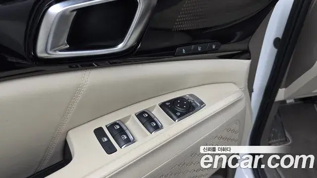 Kia Carnival 2024 — Photo 30/32