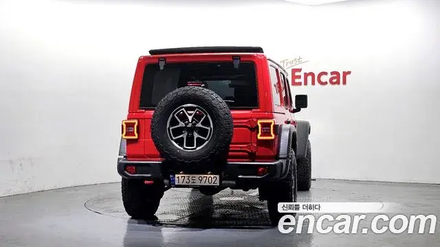 Jeep Wrangler 2024 — Şəkil 9/20