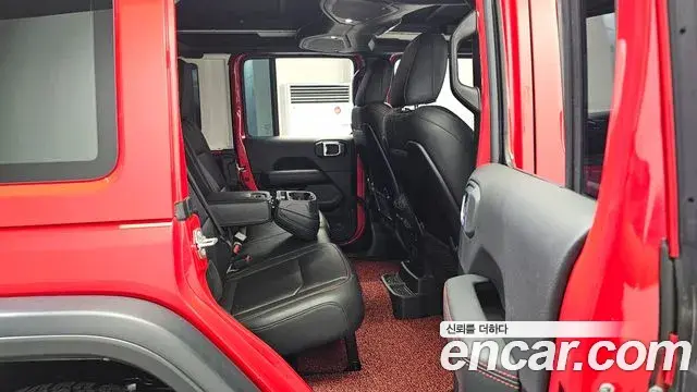 Jeep Wrangler 2024 — Şəkil 6/20
