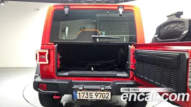 Jeep Wrangler 2024 — Şəkil 14/20