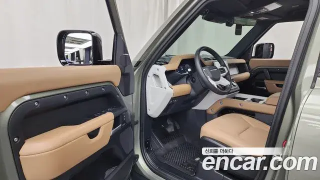 Land Rover Defender 2025 — Şəkil 19/20