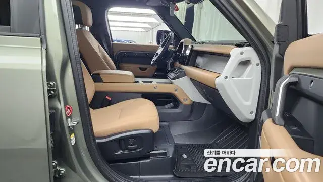 Land Rover Defender 2025 — Şəkil 8/20