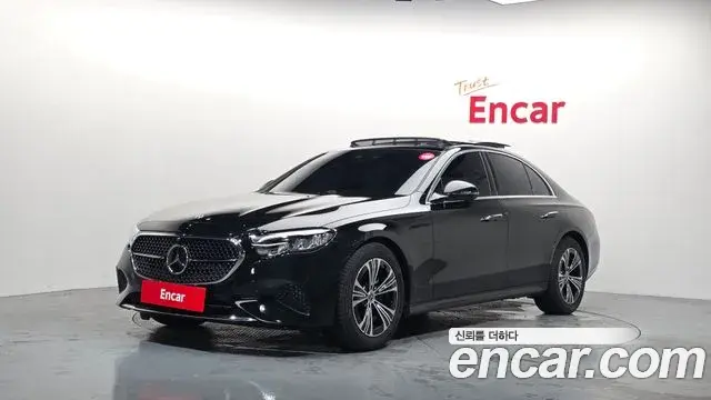Mercedes-Benz E-Class 2025 — Фото 1/20